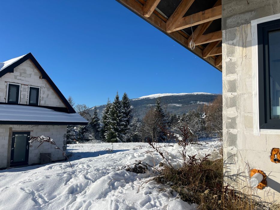 Dom z pięknym widokiem u stóp Babiej Góry