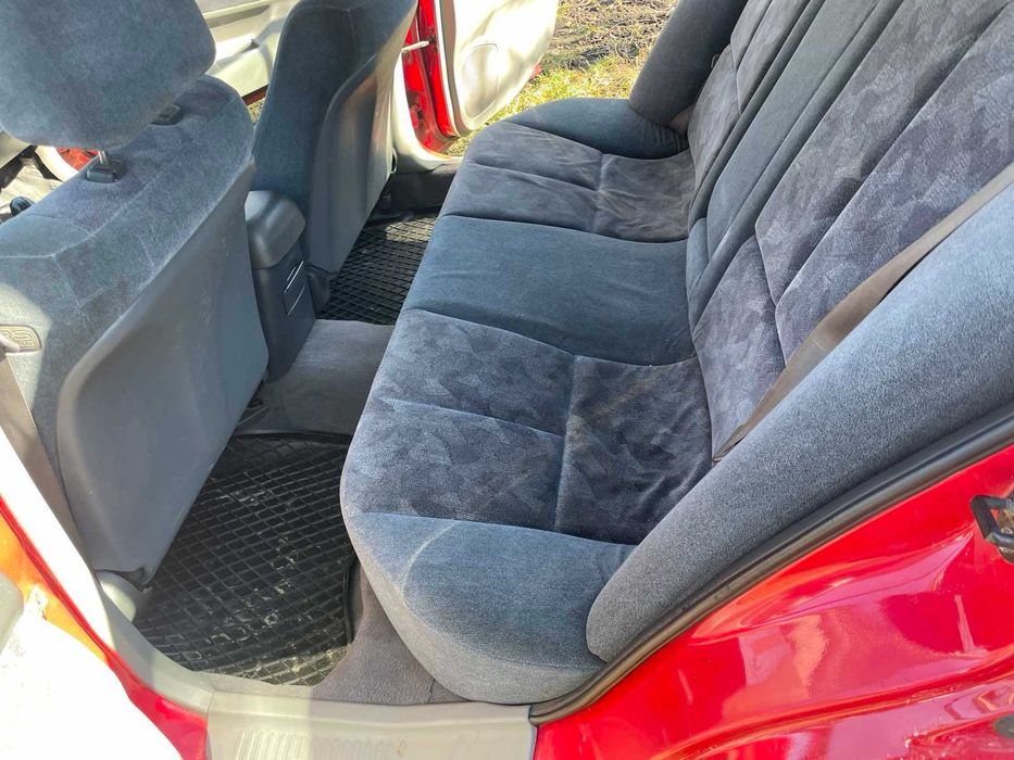 Продам Mitsubishi Galant 1998 р.в 2.0 бензин