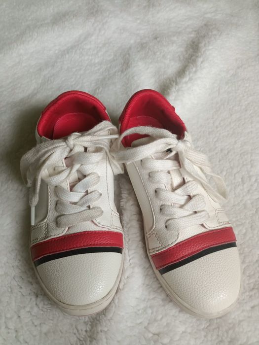 Buty Benetton r.31