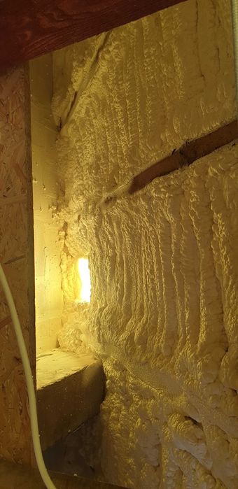 Izolacja pianą PUR – profesjonalnie, szybko i skutecznie!