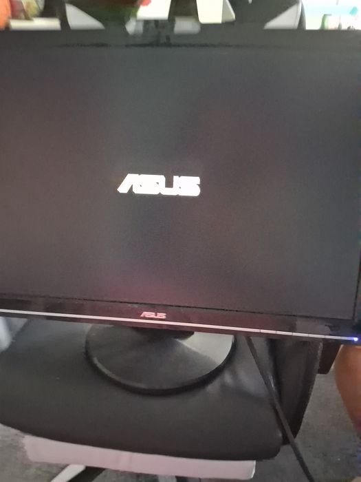 Monitor  ASUS VK221/VK221D 21 cali 

Model: VK221 / VK221D (seri