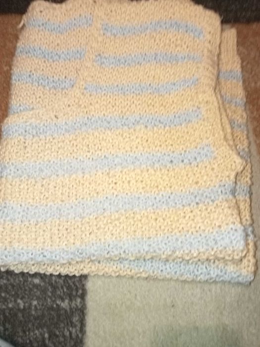 Sweterek bezrękawnik