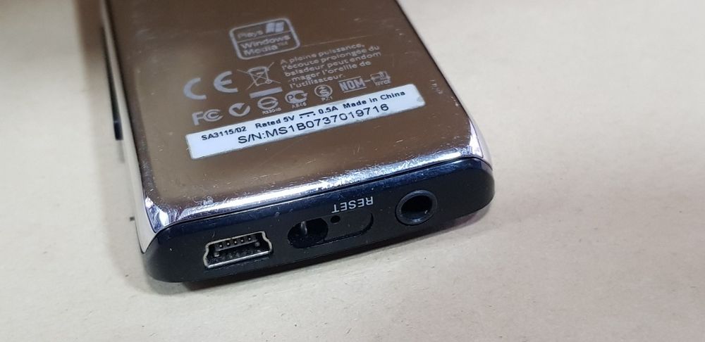 Плеер Philips GoGear SA3115 ( MP3 )