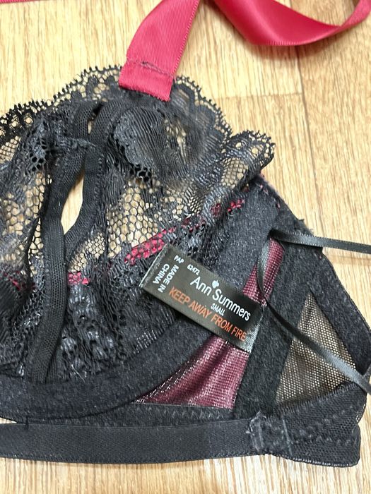 Комплект білизни Ann Summers з відкритим доступом XS-S