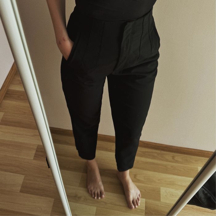 czarne spodnie z wysokim stanem eleganckie klasyczne proste kieszenie