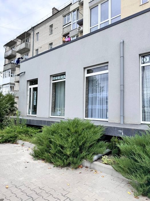 Продаж комерційних приміщень с.Цумань