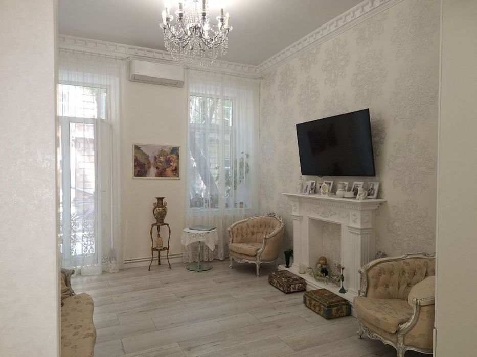 Продам 3-кімнатну квартиру в центрі Одеси біля Старобазарного скверу - View 3
