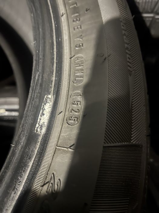 666 Корейские зимние шины R20 265/50 Roadstone