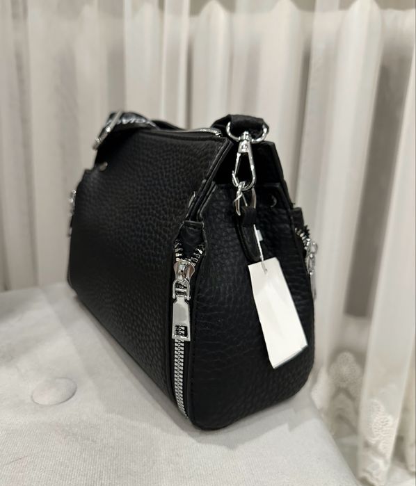 Продам сумку bb нова