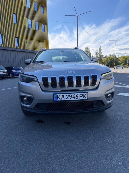 Продам jeep cherokee