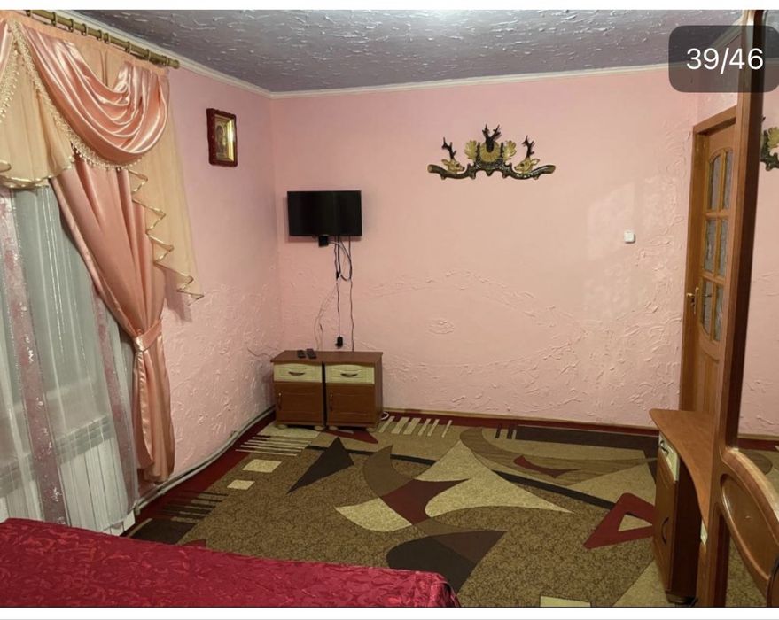 Котедж Hirska Vatra з Чаном  та літнім басейном