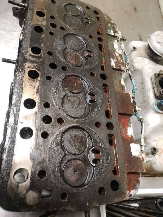 Głowica Hanomag Perfekt 400 części silnikowe