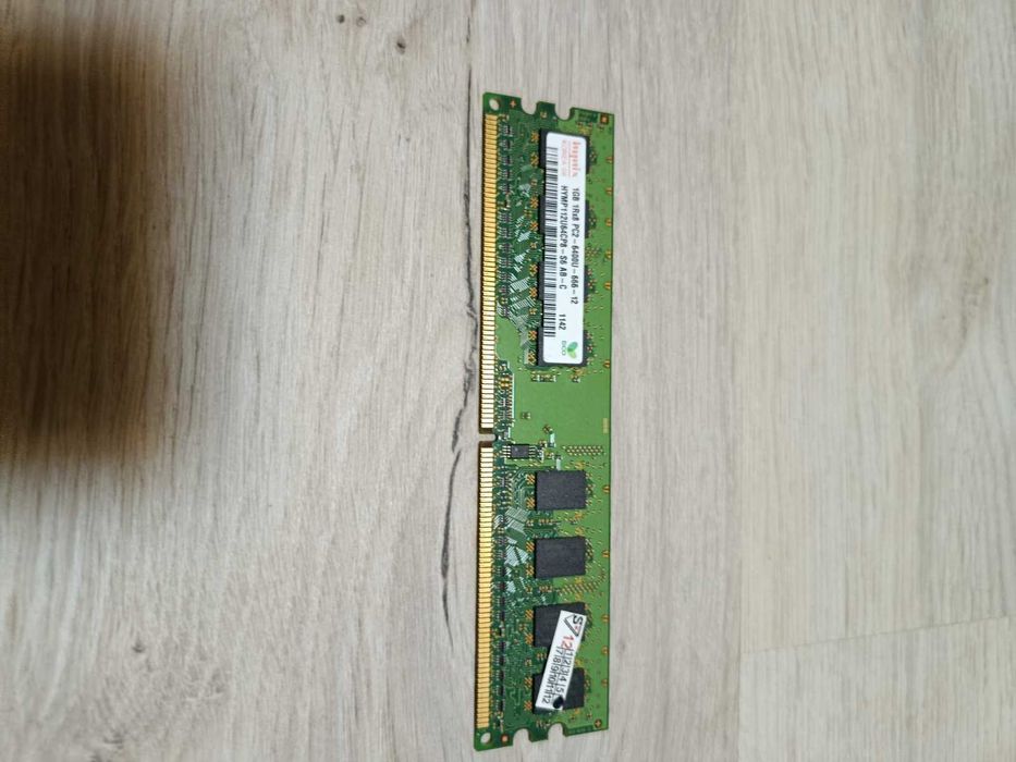 Оперативная память Hynix DDR2-800 1024MB PC2-6400 (HYMP112U64CP8-S6)