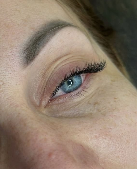 Наращивание ресниц Led центр