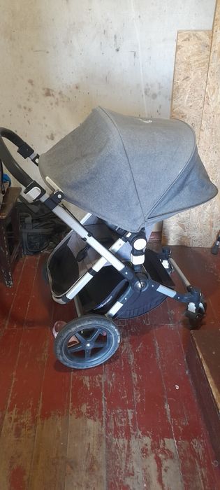 Детская коляска фирмы BUGABO (cameleon3)
