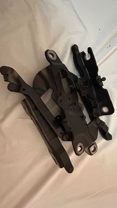 dobradiça capot 530d , F11