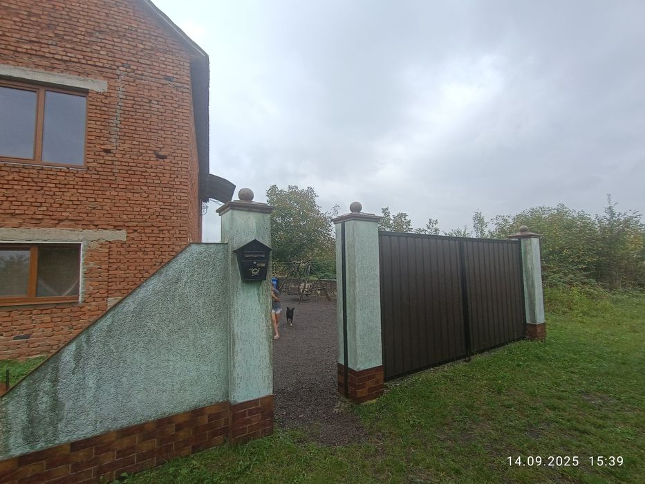 В Продажу ПЕРСПЕКТИВНИЙ будинок