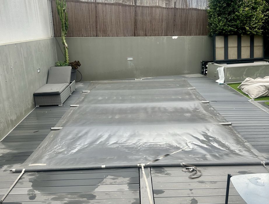 Cobertura de segurança para piscina