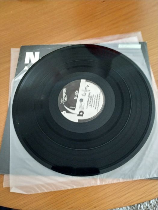 Maxi single de n-joi.