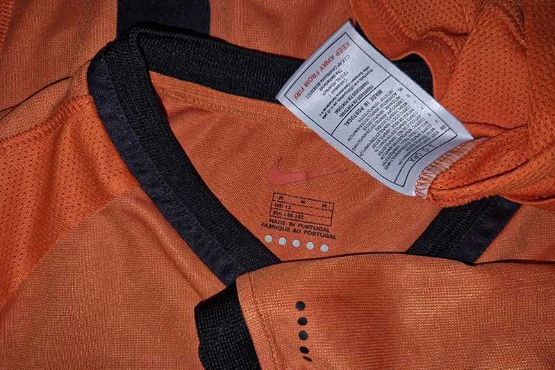 Holandia Nike Made in Portugal 2000-02 home #11 Overmars roz.M-140/152