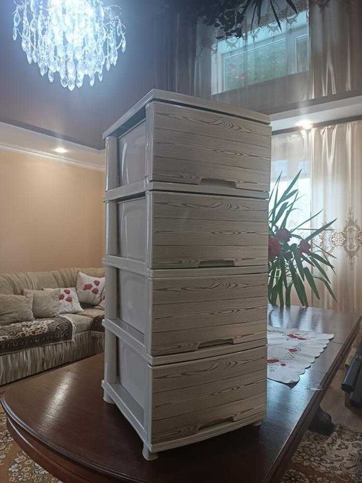 Комод пластиковий Алеана «Дерево» кремовий