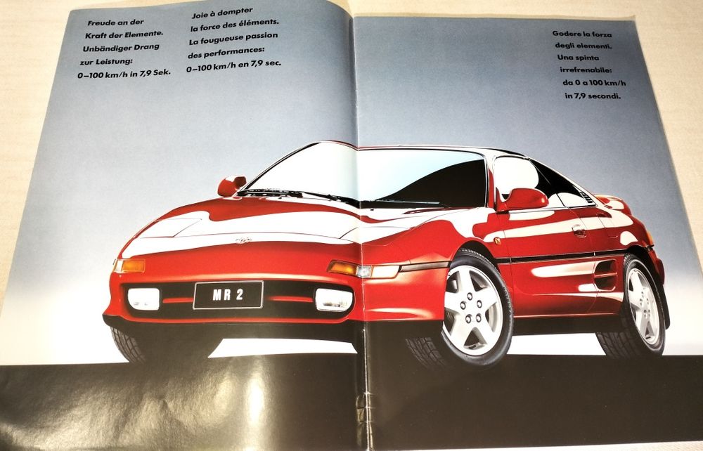 Revista Promocional Toyota MR 2 W20