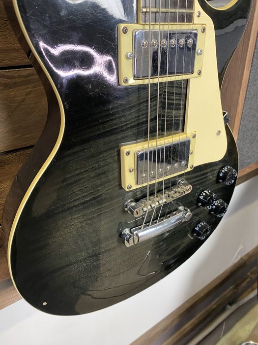 Електрогітара Epiphone Les Paul Standard