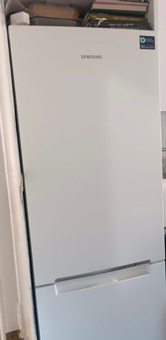 Frigorífico combinado Samsung em bom estado