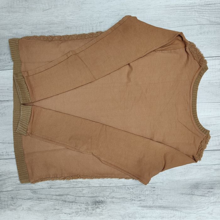 Brązowa bluza damska futrzasta, sweterek miś, Bershka, rozmiar 36 / S