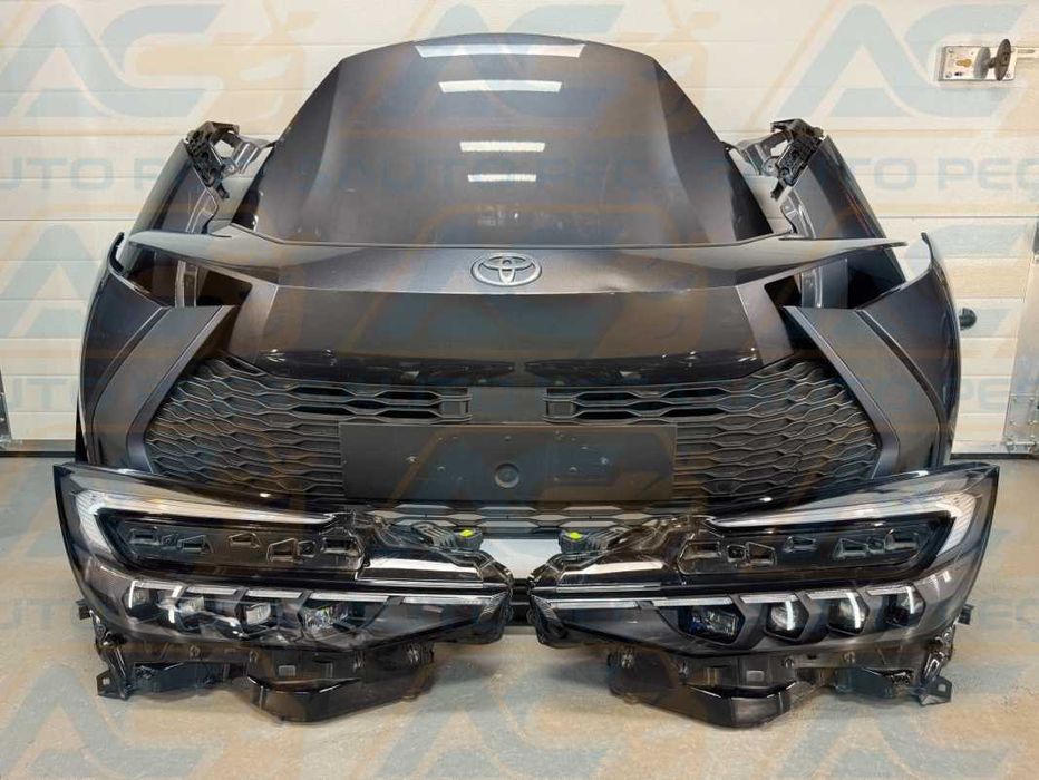 TOYOTA C-HR II Frente Completa 2 0 2 3 - 2 0 2 6