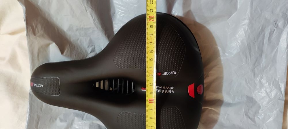 Покришки Schwalbe і др. аксесуари.