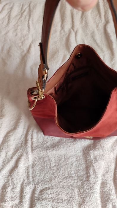 Сумка жіноча червоного кольору