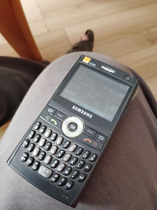 Samsung i600 telefon