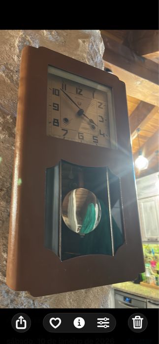 Relogio antigo com caixa de madeira