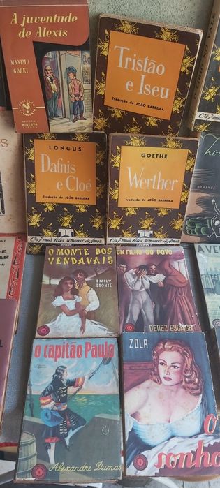 Livros Antigos (anos 40 e 50)