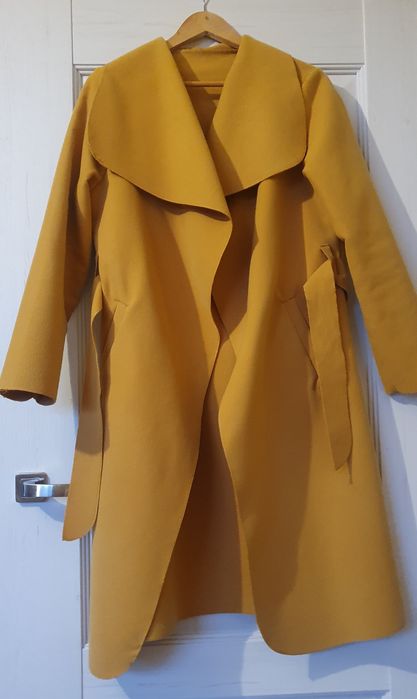 Płaszczyk/Narzutka musztardowa wiosenna