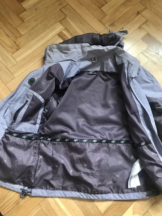 Kurtka 4F przeciwwiatrowa roz. XS fiolet