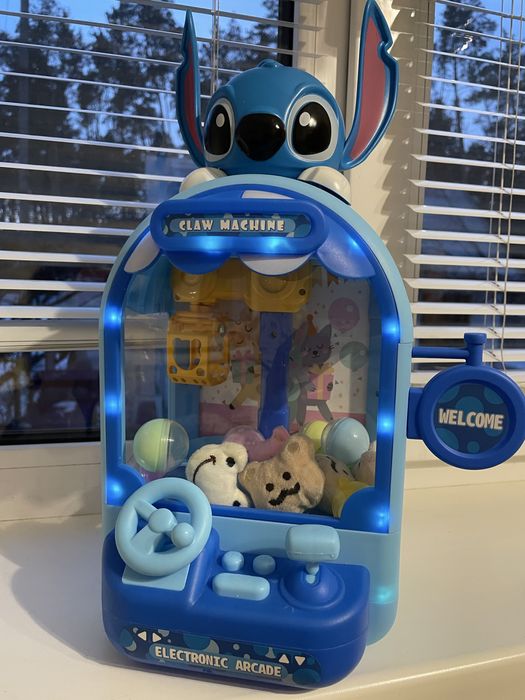 Іграшковий автомат. Кран машина. Стіч