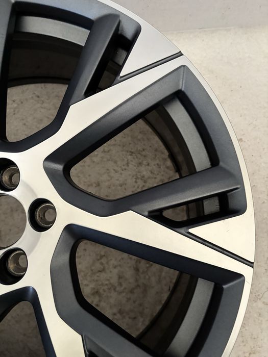 Volvo V90 Cross Country felga aluminiowa 5x108 8” x 21” ET49.5 ET 49.5
