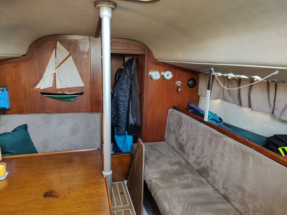 Jacht pełnomorski żaglowy Willing. Karta Bezpieczeństwa, super stan.