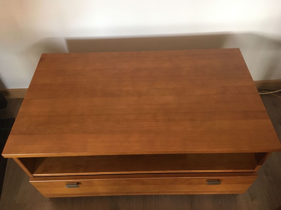 Móvel TV - Pinho Mel