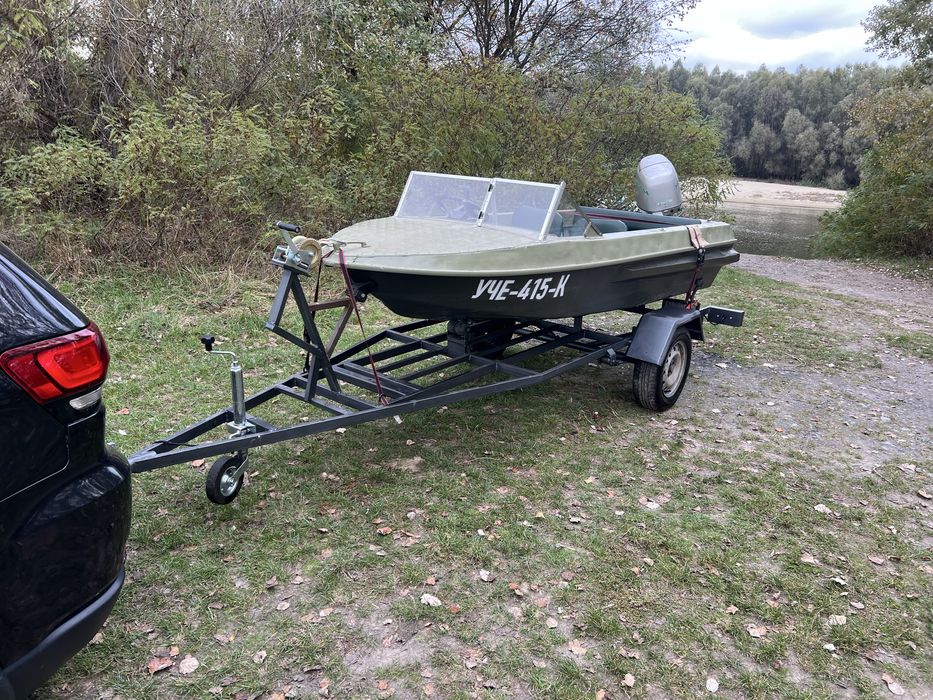 Продам човен Немон з мотором Honda 25