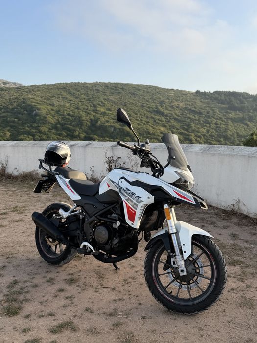 Mota benelli ano 2023 TRK 251
