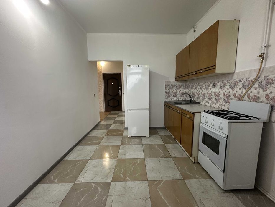 1к квартира в районе промрынка 7 км, посёлок Авангард - Є-відновлення