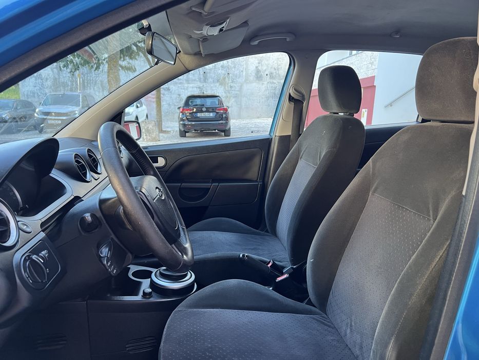 Ford Fiesta — fotografia 9