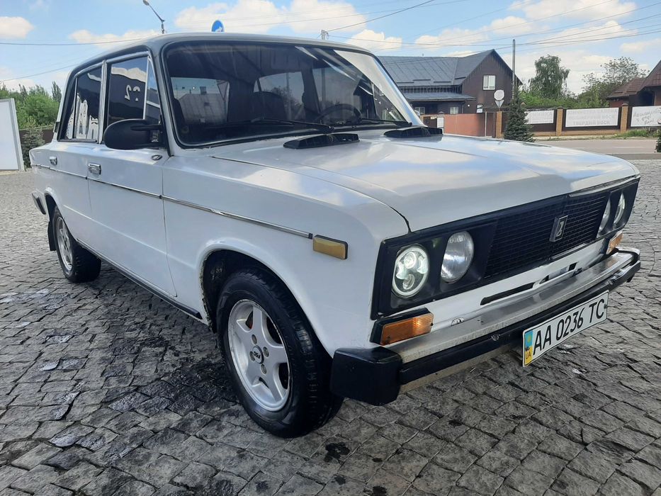 Автомобиль ваз 2106