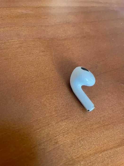Auricular Esquerdo (L) Apple AirPods 3 - Original (A2564)