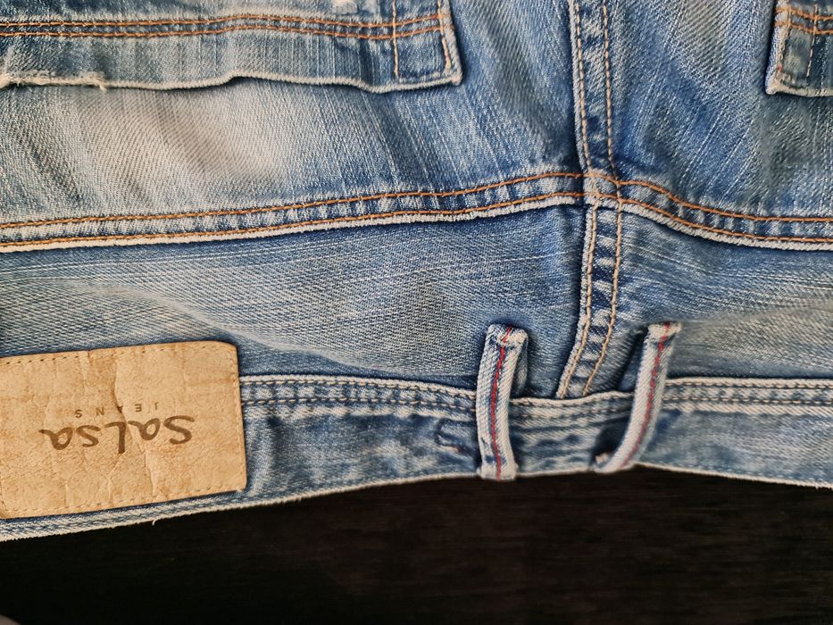 Calças de ganga salsa