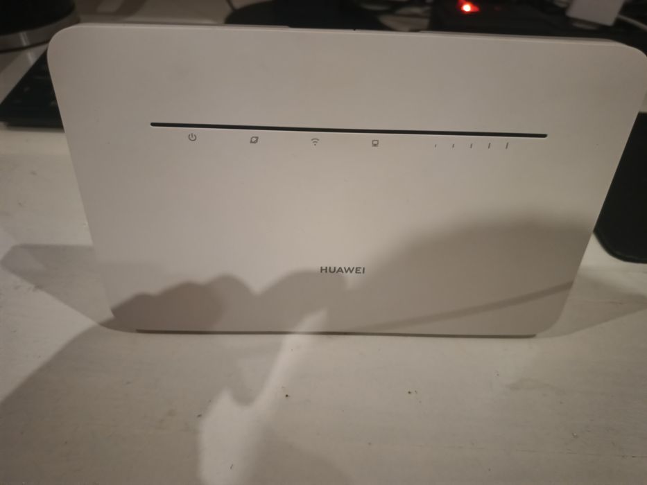 Modem Huawei B535-232 WiFi 4xLAN router sim