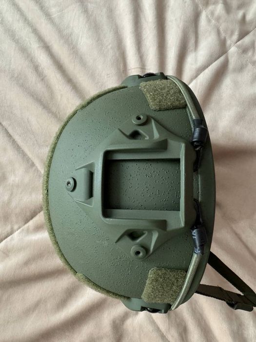 Шолом військовий,тактичний